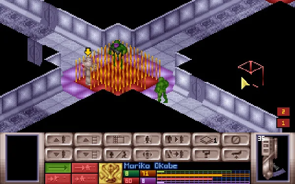 Боец X-COM в центральном отсеке НЛО, рядом двое зелёных пришельцев